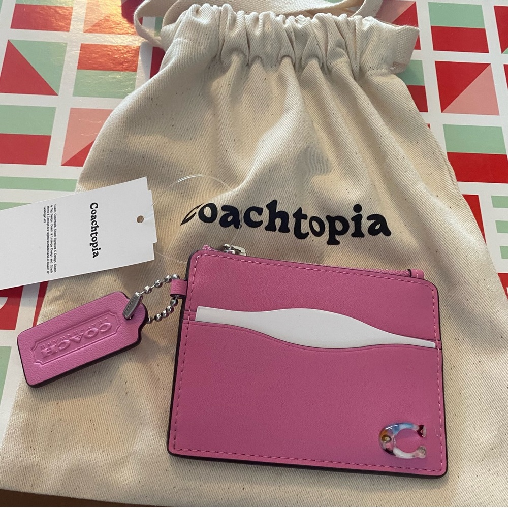 Coach Coachtopia Wavy Zip Card Case - Bright Magenta 💖 BRAND NEW  with Dust bag